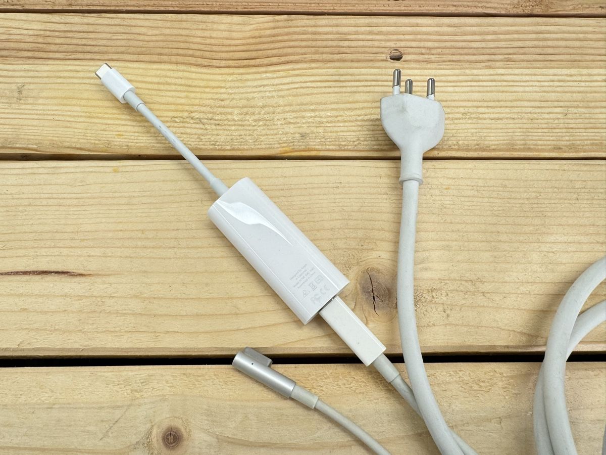 Apple Monitore: Apple Thunderbolt Display 27“ – Gebraucht aus Worb von  5