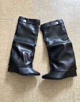Bottes noir en cuir neuves