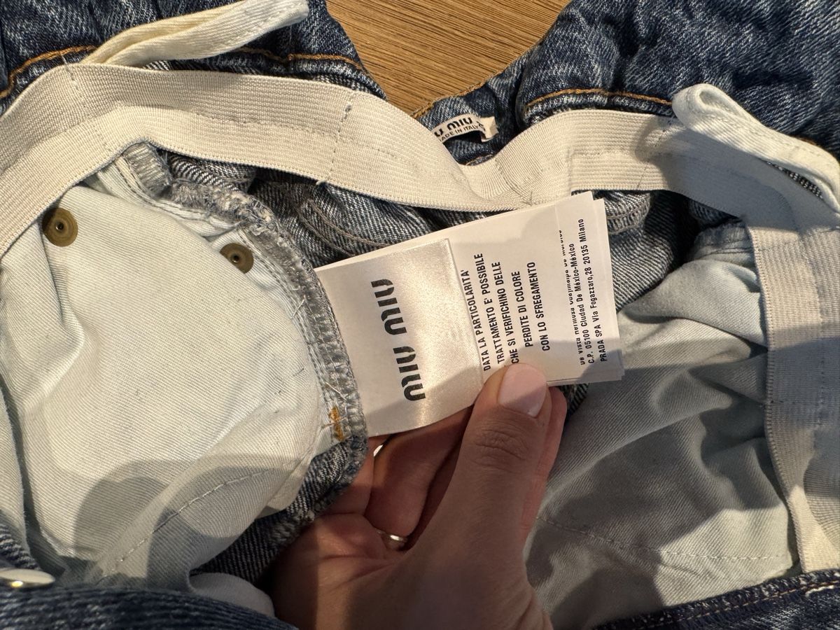 Miu Miu Jeans: MiuMiu Jeans – Nuovo (secondo la descrizione) da Herrliberg venduto da lari_h99 7