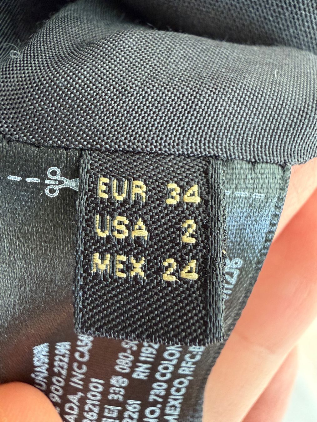Massimo Dutti Completi, tute sportive e funzionali: Blazer Massimo Dutti black classic formal jacket – Nuovo (secondo la descrizione) da Kloten venduto da han_hm52 2