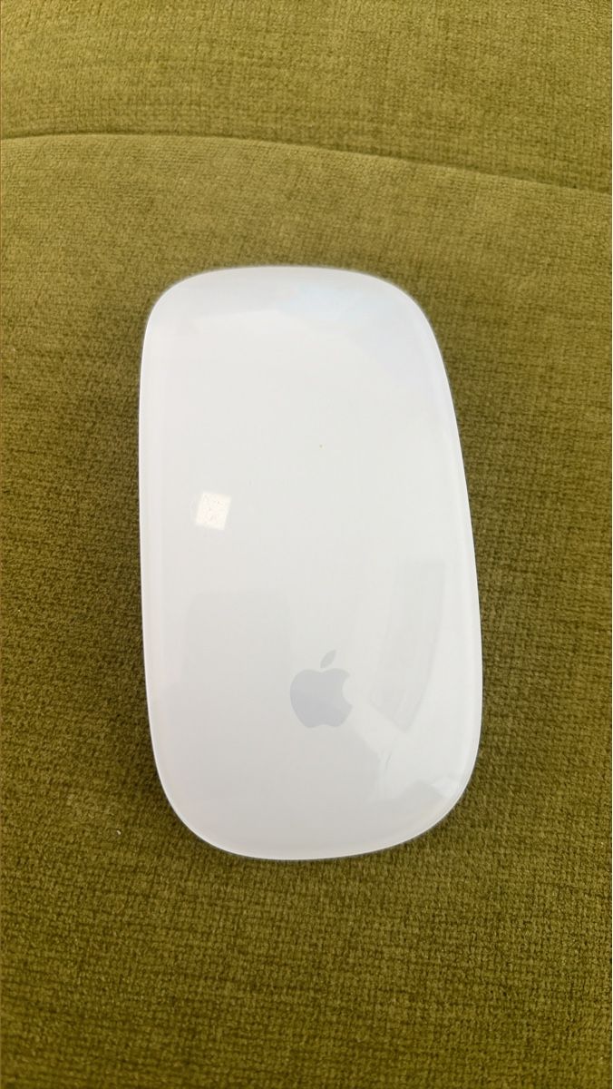 Apple Maus: Apple Magic Mouse kabellos weiss – Gebraucht aus Arbon von kralo1989