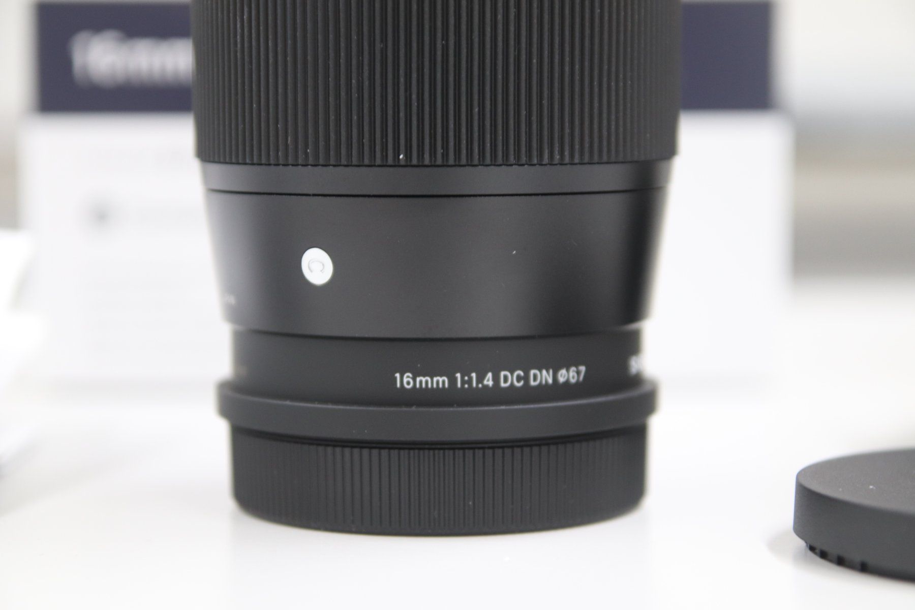 Sigma Objektive: Sigma 16mm 1.4 DC DN / für L-Mount – Neu (gemäss Beschreibung) aus Zofingen von OWYSSAG 1