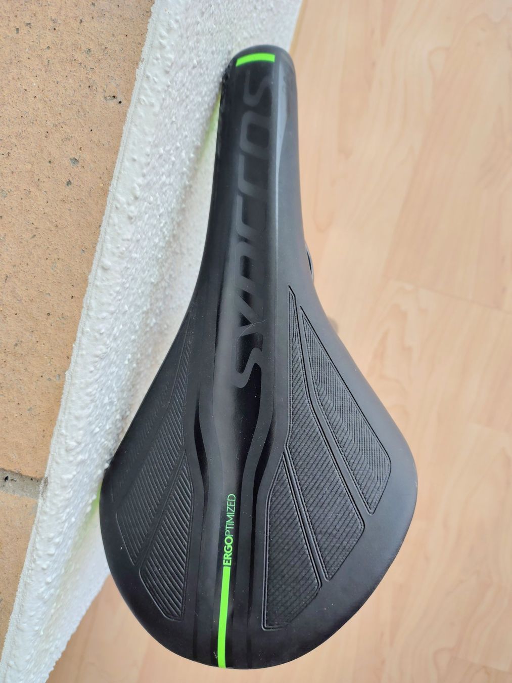 Syncros ERGOptimized Sattel und RR2.0 Lenker Top Zustand! (Gebraucht ...