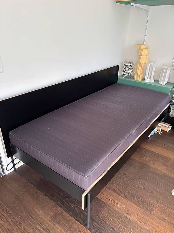 Liegen & Liegestühle: MAGAZIN Daybed Hans – Gebraucht aus Chur von 73179632 4