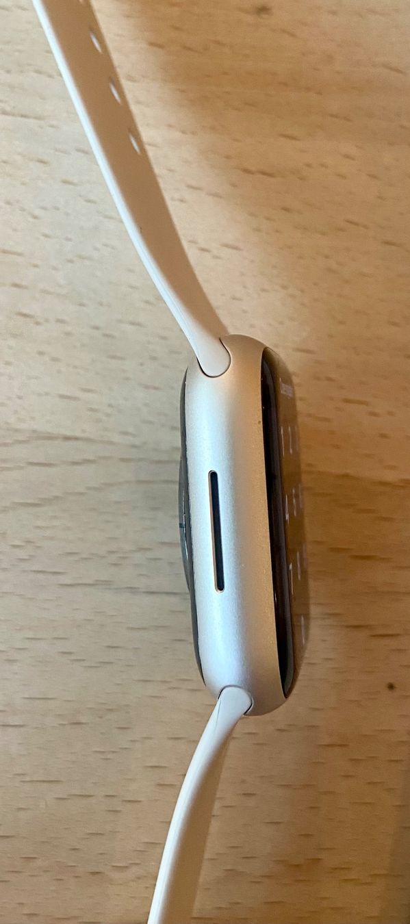 Apple Smartwatch: Apple Watch Series 8-Starlight Aluminium Case 41mm – Neu (gemäss Beschreibung) aus Widnau von Imani 2