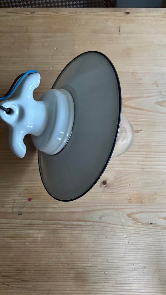 Kronleuchter & Deckenlampen: Deckenleuchte E-Mail / Glas – Industrial Stil – Gebraucht aus Sarnen von zdebby 2