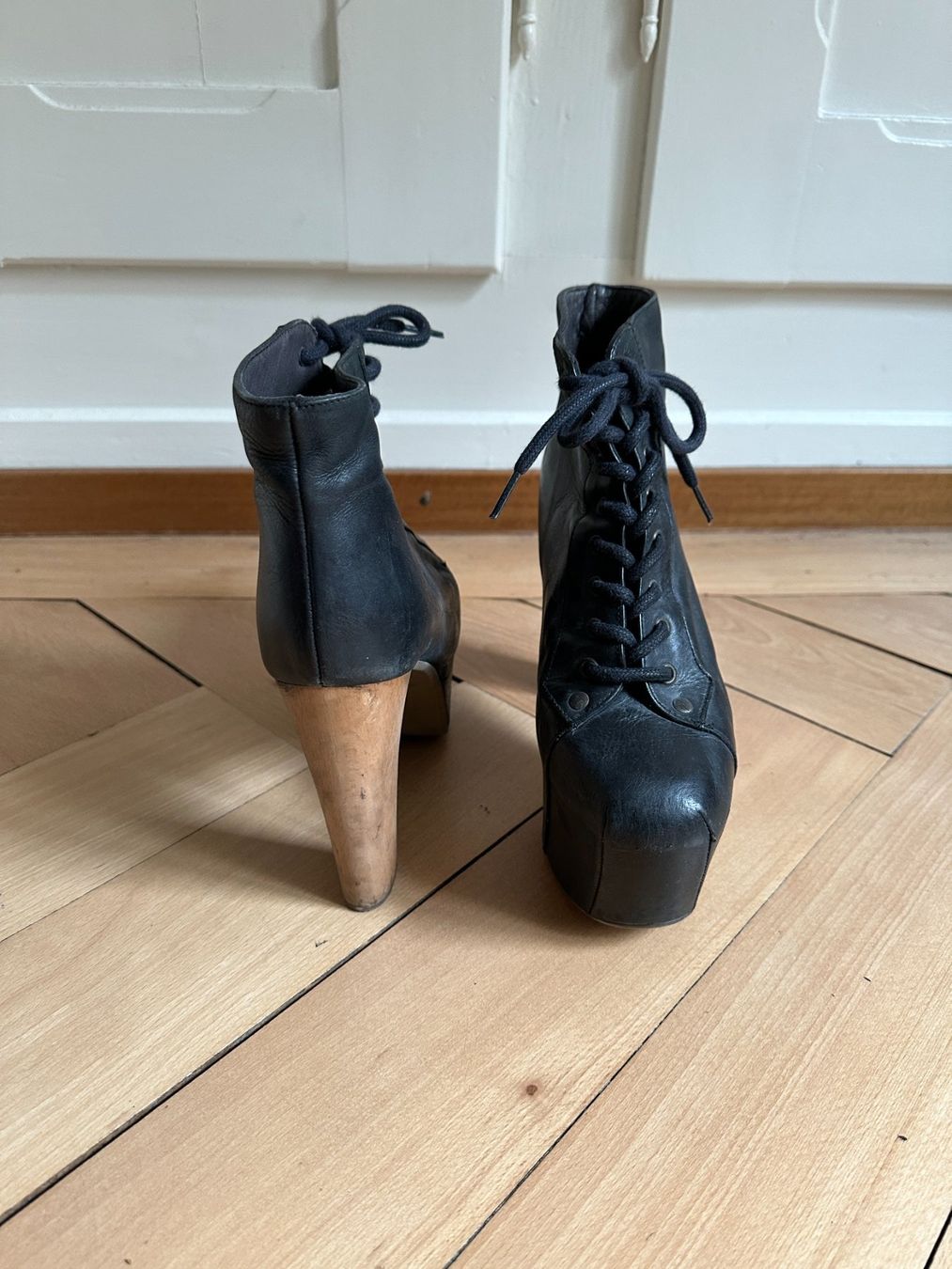 Damenschuhe: JEFFREY CAMPBELL - Leder Plateau Stiefelette 40 – Gebraucht aus Zürich von Diazaio 1
