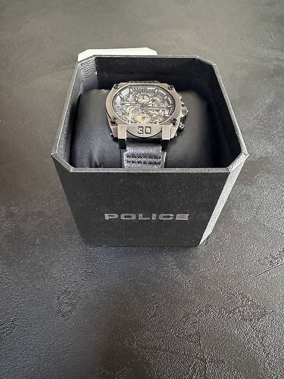 Orologi: Montre police – Usato da Monthey venduto da and_c5w8 2