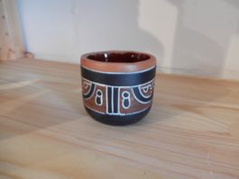Keramikbecher handgemacht mit Ornamenten aus Mexiko 1960ger