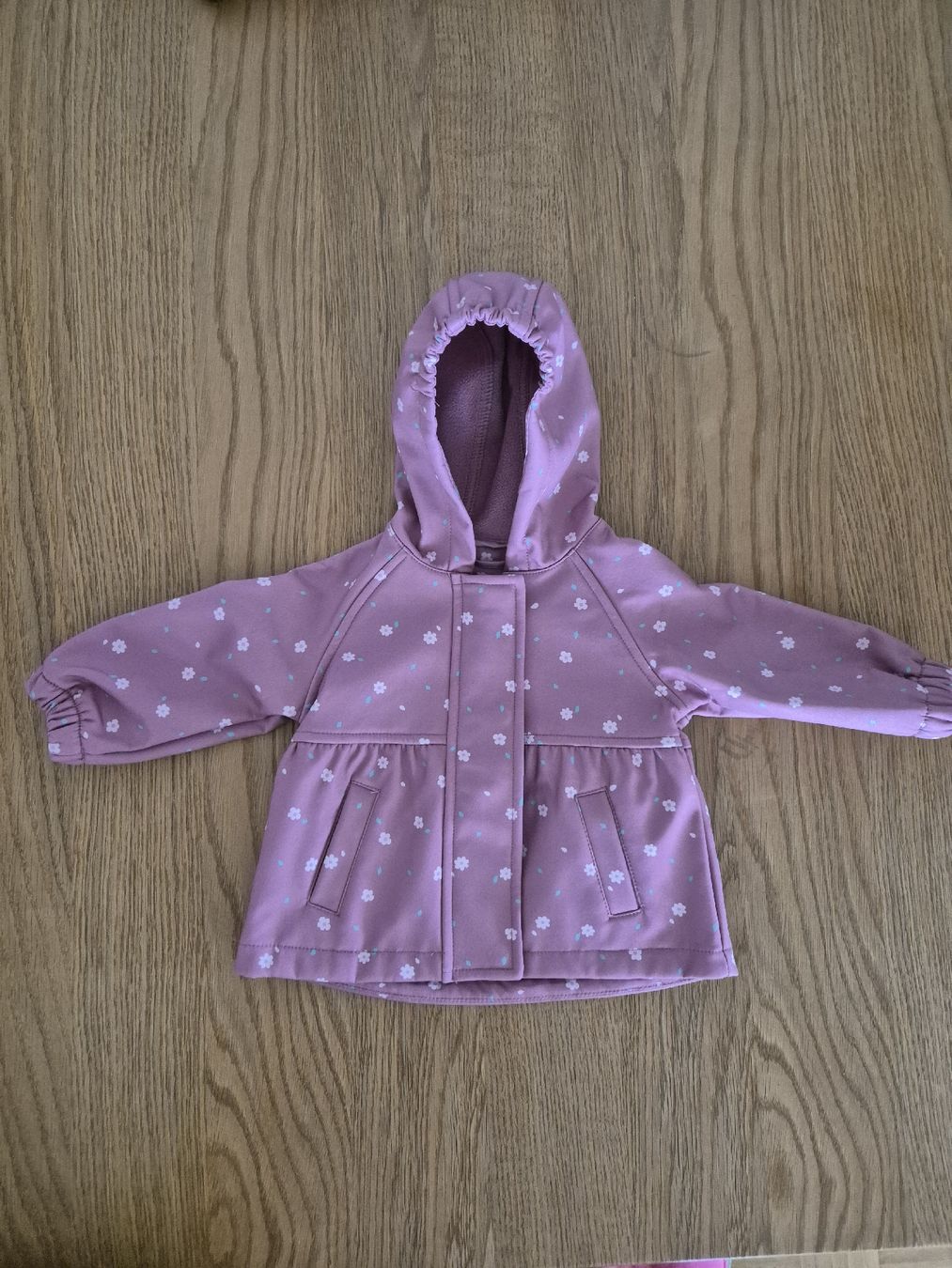 Lotti & Set di vestiti: Babykleider Grösse 68 Paket 2 – Usato da Goldach venduto da Mona.93 4