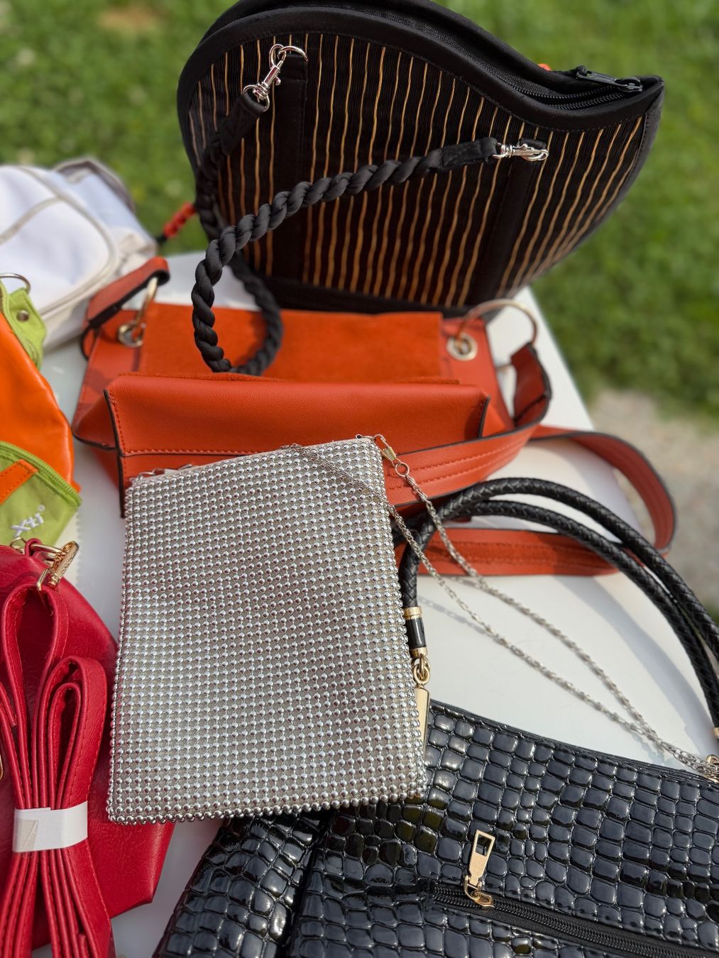 Borse da donna: Tasche Paket auch mit Neu ab fr. 1.00 – Usato da Cugnasco venduto da tizianaq 3