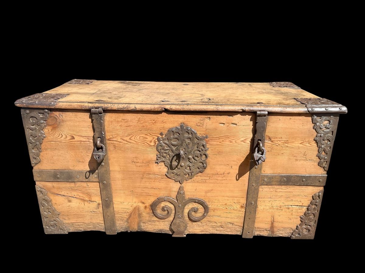 Cassapanche: Schöne Zunfttruhe - 1703 datiert – Usato da Ottikon venduto da san_w99n 1