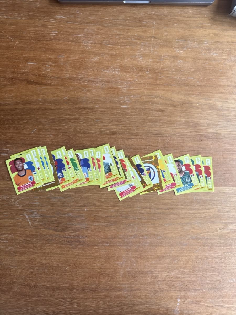 Panini Carte collezionabili: Lot de 29 cartes panini – Nuovo (secondo la descrizione) da Genève venduto da math_cedra