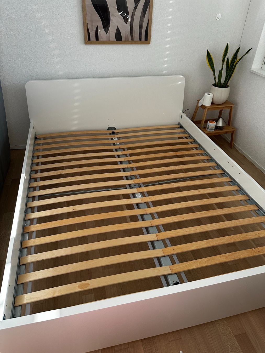 Ikea Betten: IKEA bed 160x200 – Gebraucht aus Zürich von kri_s7wd