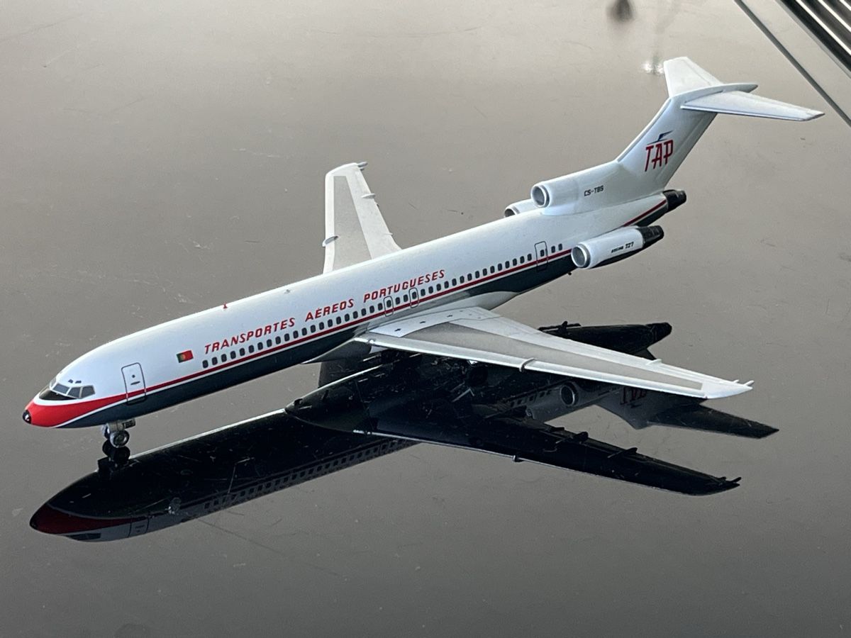Boeing Modellbausätze & Standmodelle: Boeing 727-200 TAP, Inflight200 – Neu (gemäss Beschreibung) aus Rombach von wal_xxr7