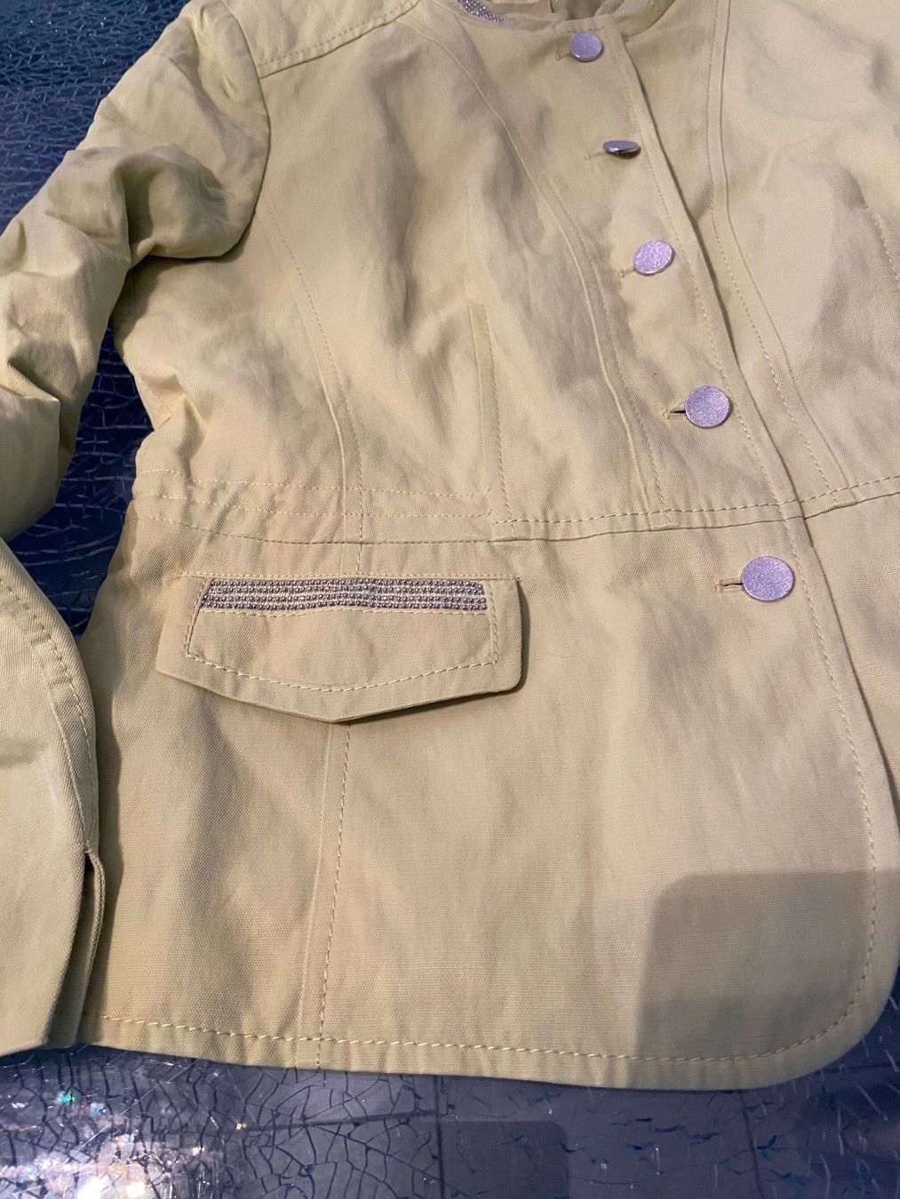Gerry Weber Jacken: Neue hellgrüne Gerry Weber Jacke Gr.40 – Gebraucht aus Oftringen von andrax 1
