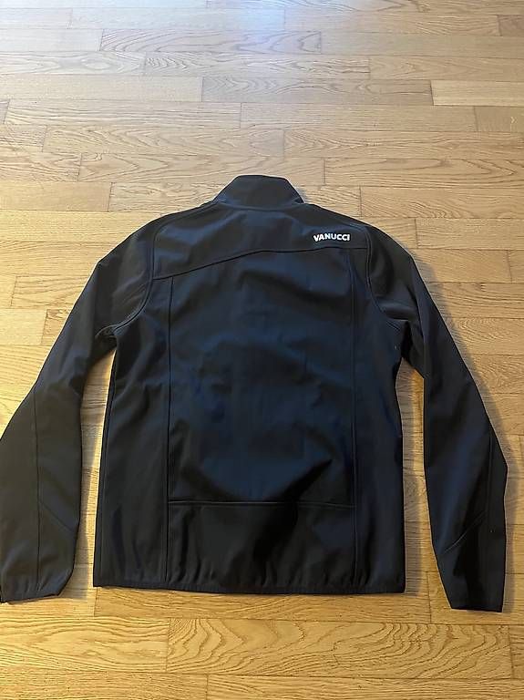 Giacche: Vanucci Softshelljacke Grösse M – Usato da Kriens venduto da maba1978 1