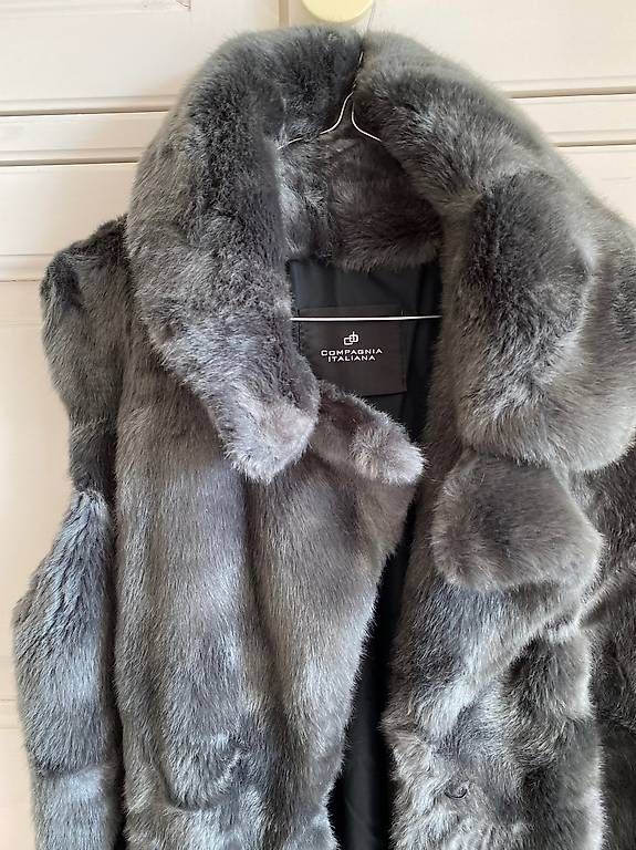 Gilets: Gilet grau, Grösse 40 – D'occasion à Orselina par stefaniamenz 2