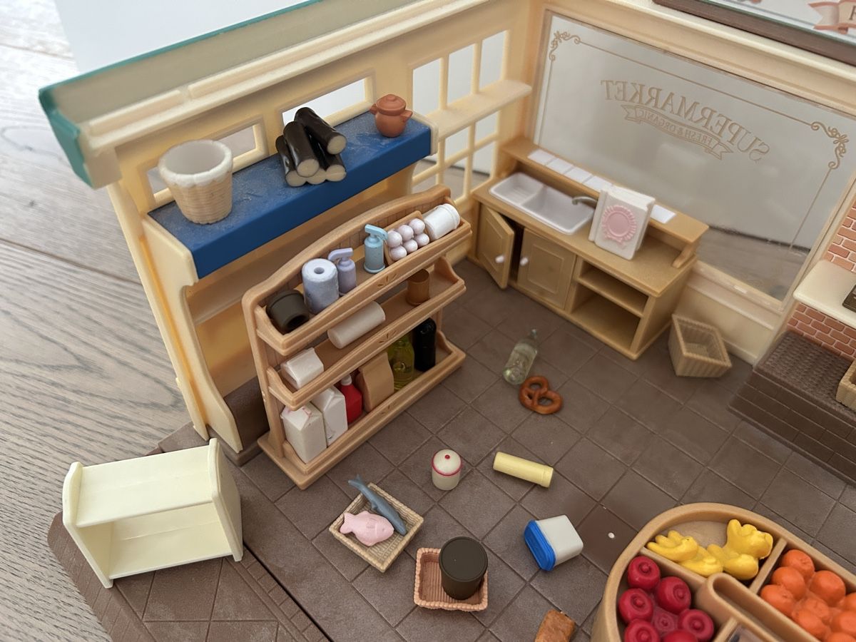 Sylvanian families Jouets: Sylvanian Supermarkt mit Zubehör – D'occasion à Küssnacht am Rigi par caka80 2