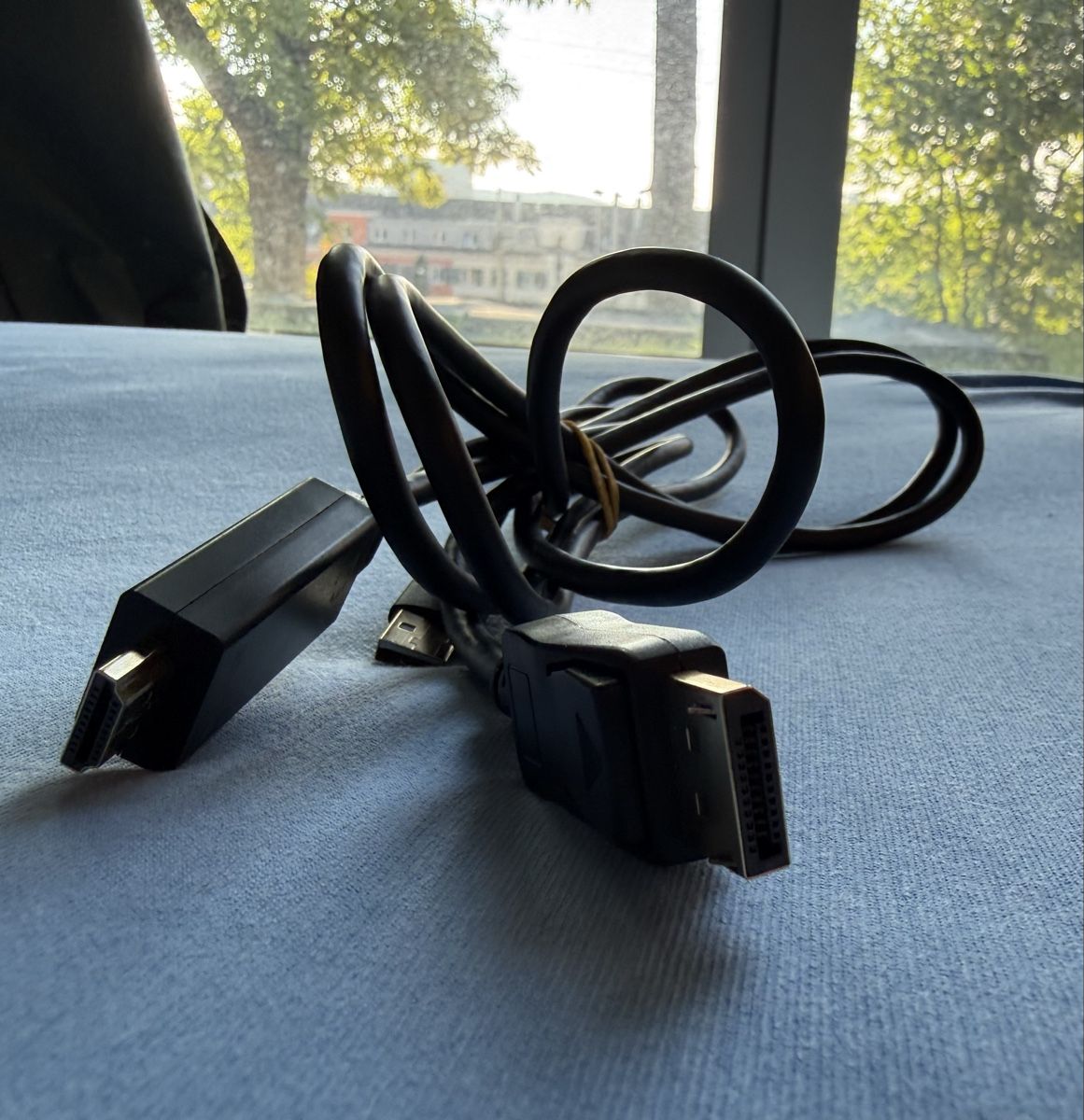 Konverter: InLine HDMI to DisplayPort Converter Cable 2 m, 4K – Gebraucht aus Zürich von DmKa 2