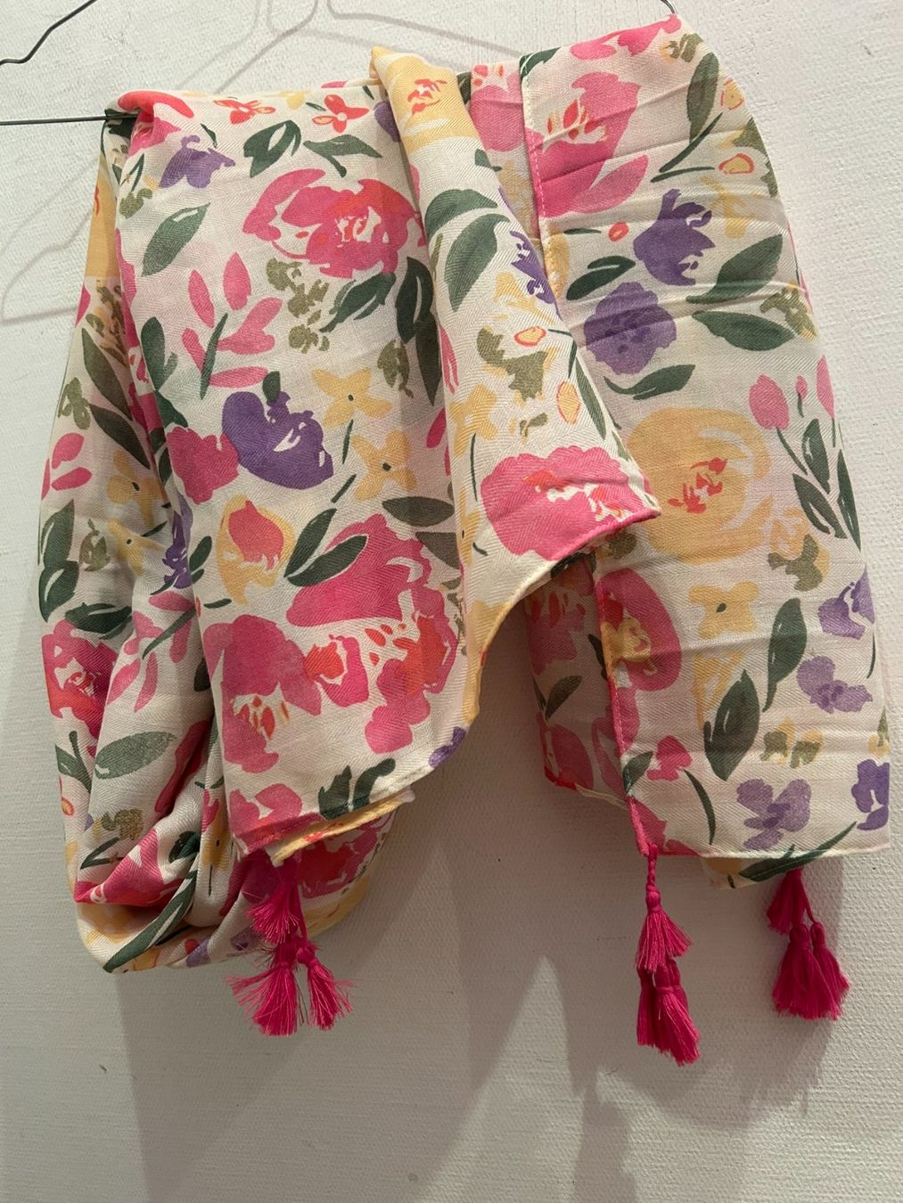 Foulard & Sciarpe: Grande écharpe 190 x 85 – Nuovo (secondo la descrizione) da nyon venduto da Lbabi 1