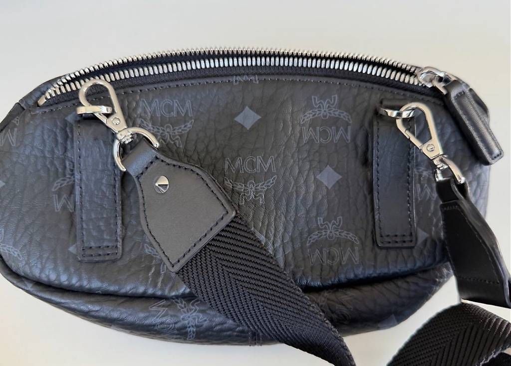 Mcm Borse: MCM Crossbody Bag Neuwertig – Usato da Wetzikon ZH venduto da ays_vlq7 2