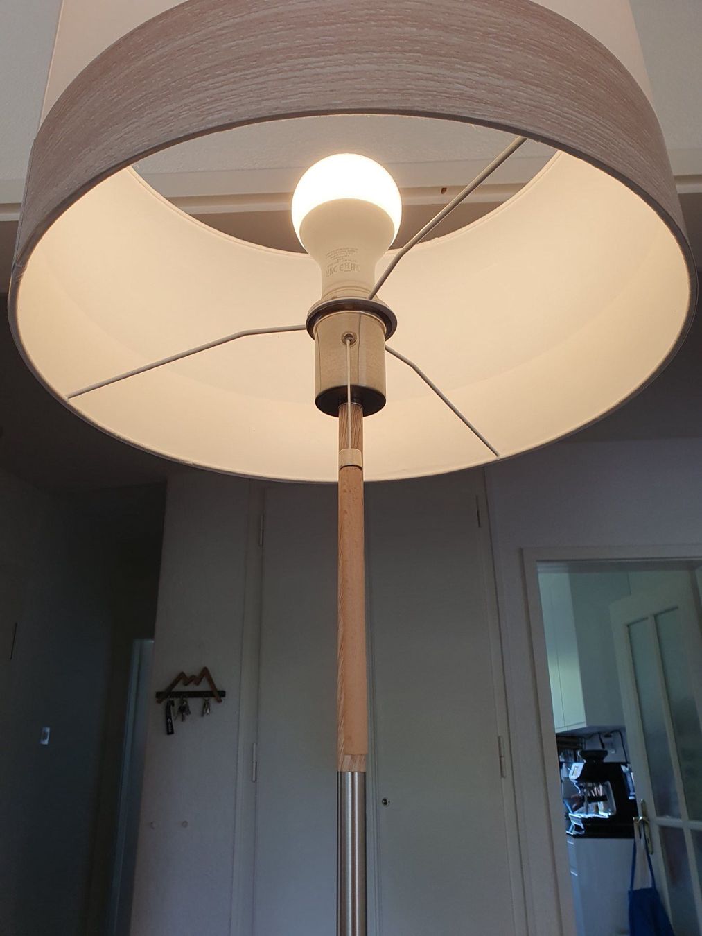 Lampade: Globo Stehleuchte Chipsy – Usato da Zürich venduto da car_h899 4
