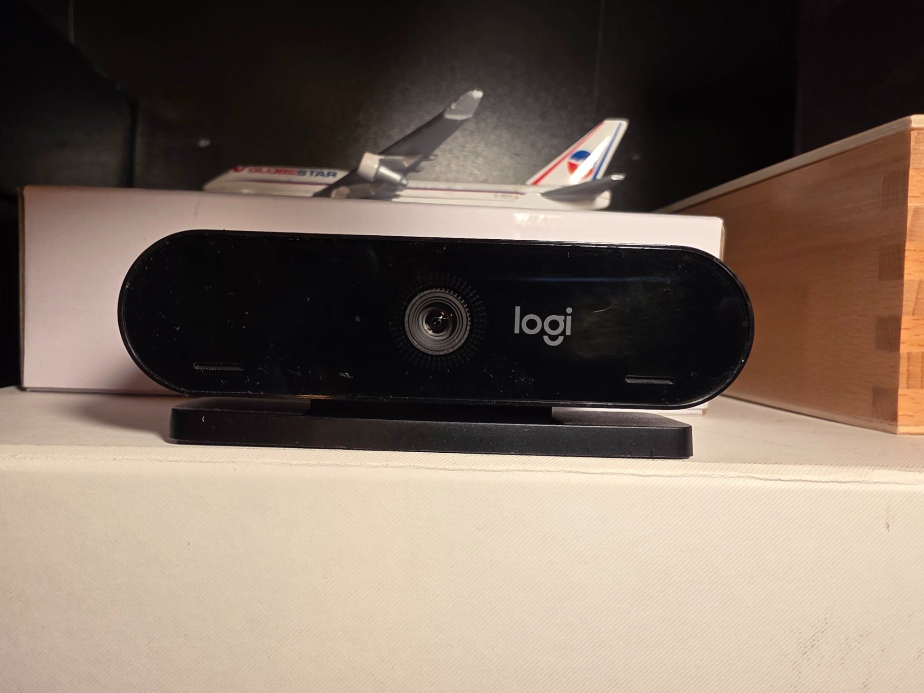 Logitech Apple 4K Pro Magnetic Webcam für Pro Display XDR (Gebraucht ...