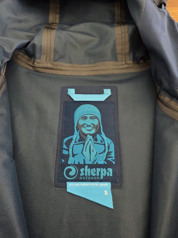 Sherpa Jacken: Sherpa Regenjacke - Gr. S – Gebraucht aus Meggen von Scollection 7