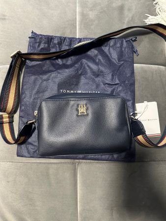 Tommy Hilfiger Tommy Life Camera Bag