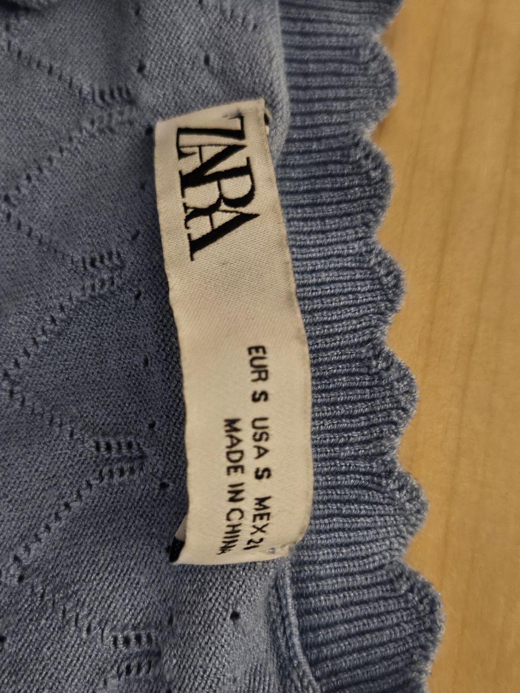 Vestes: Strickjacke Zara hellblau Grösse S neuwertig – D'occasion à Jonen par Airspeed 1