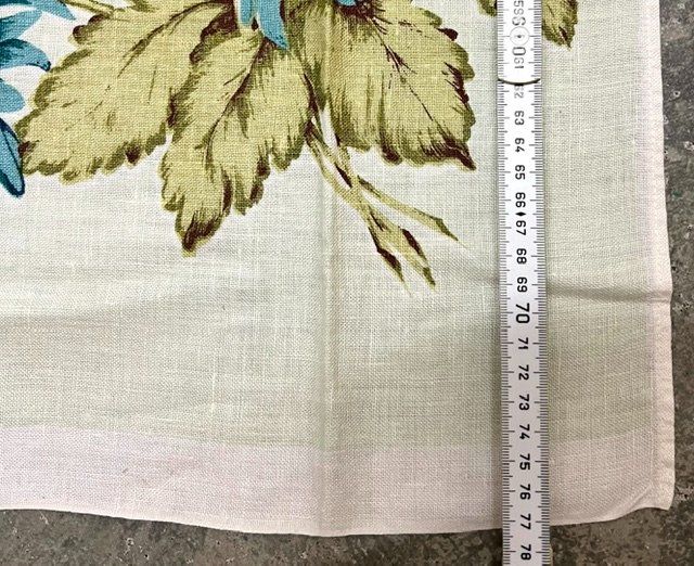 Küchentücher: Küchentuch mit blauen Dalien Blumen – Gebraucht aus Zürich von gigimai67 2
