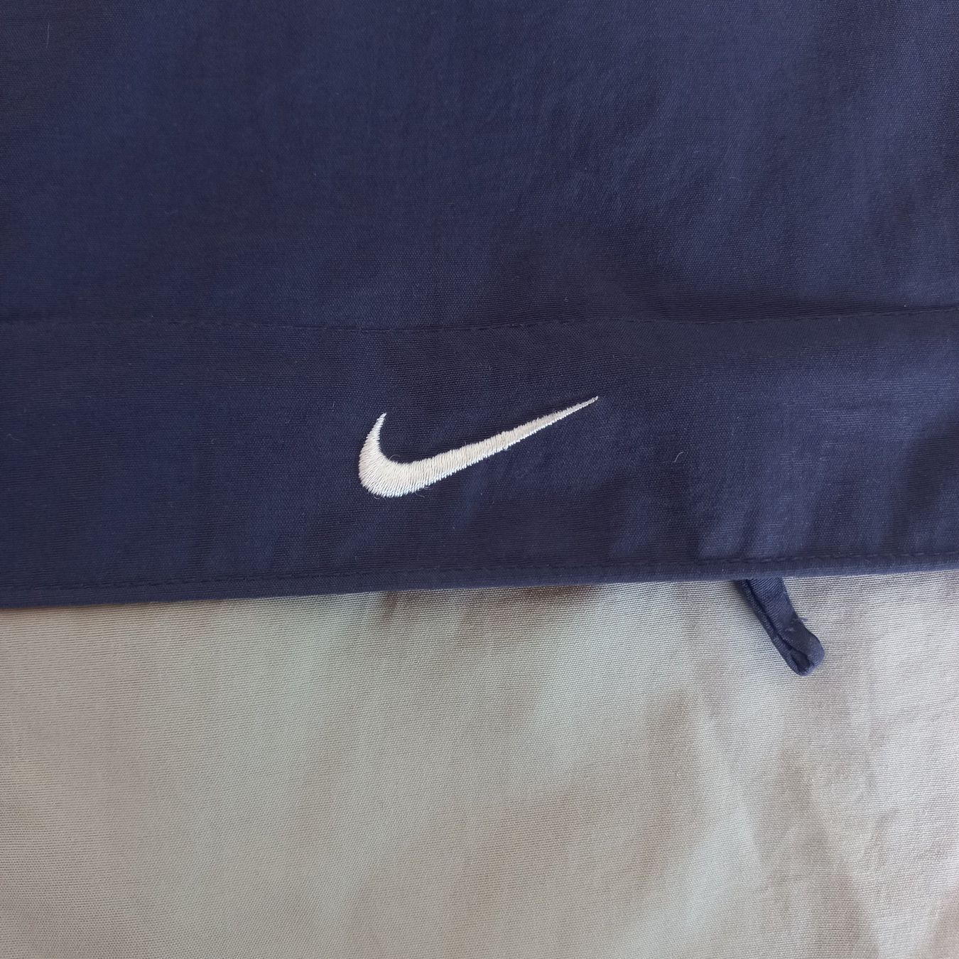 Nike Giacche: Vintage Nike Trackjacket (L) – Nuovo (secondo la descrizione) da Chamoson venduto da Sapoloshop 1