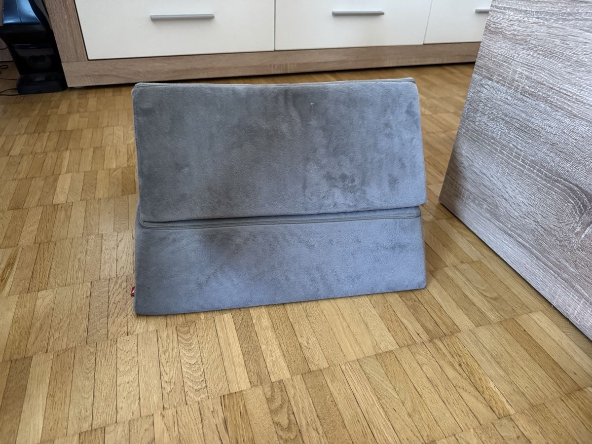 Cuscini: Coussin – Nuovo (secondo la descrizione) da Grand-Lancy venduto da Didine015