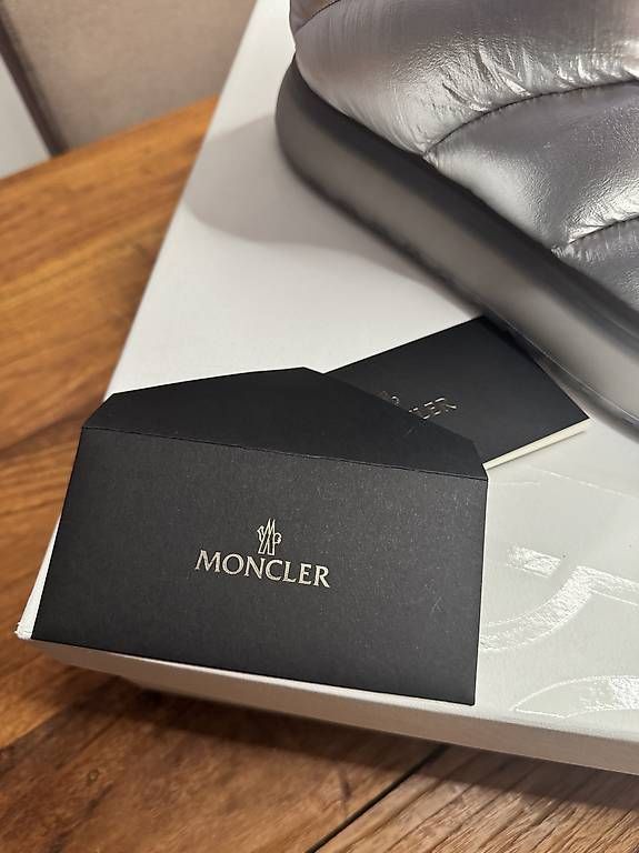Damenschuhe: MONCLER GAIA MID BOOTS GR. 39 – Gebraucht aus Schwadernau von marilyn25 4