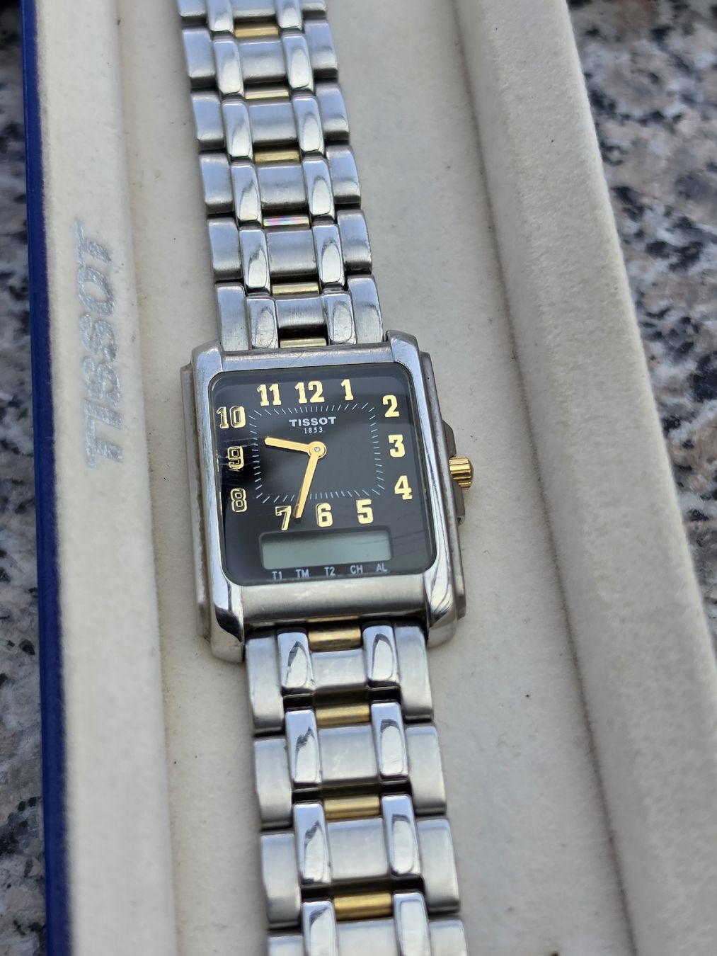 Tissot Orologi: Tissot uhr bicolor mit Originalbox gebraucht quartz  – Usato da Mettlen venduto da elios0888 4