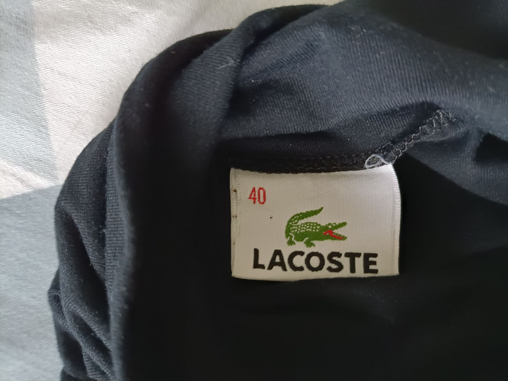 Lacoste T-shirt: Lacoste Rollkragenshirt, schwarz, Grösse 40 – Usato da Zürich venduto da taniayyo 3