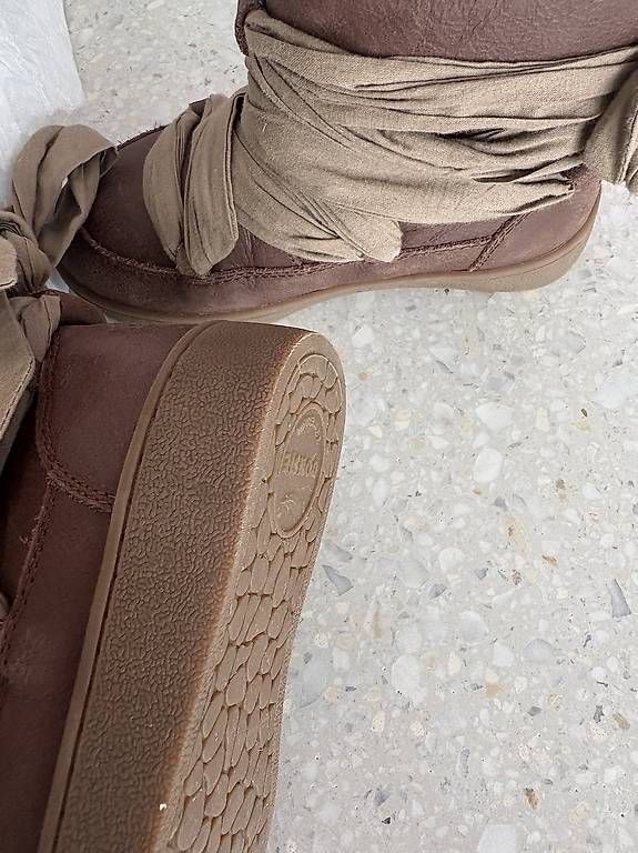 Scarpe per ragazze: Donsje Wintersiefel Gr. 27 – Usato da Thayngen venduto da xelera 1