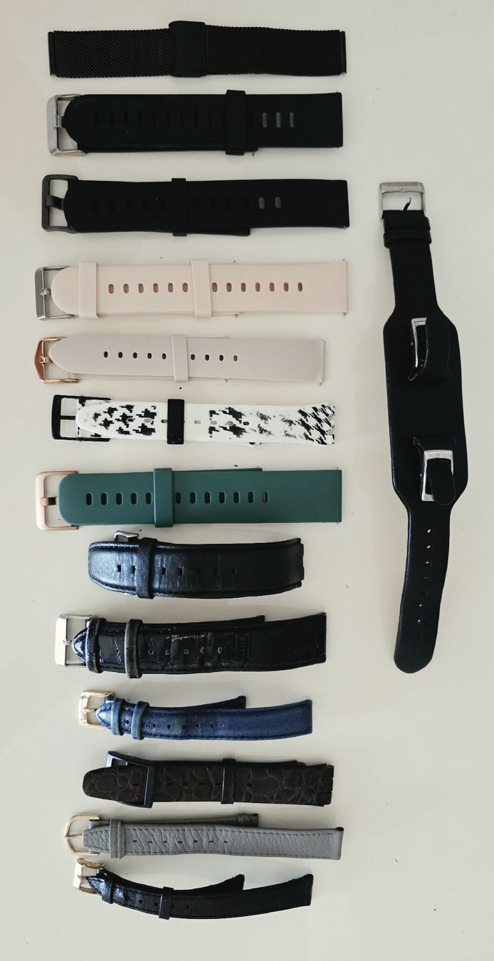 Bracciali & Braccialetti: Uhren Bänder diverse 28 stück – Usato da wetzikon venduto da Bestedienste 1