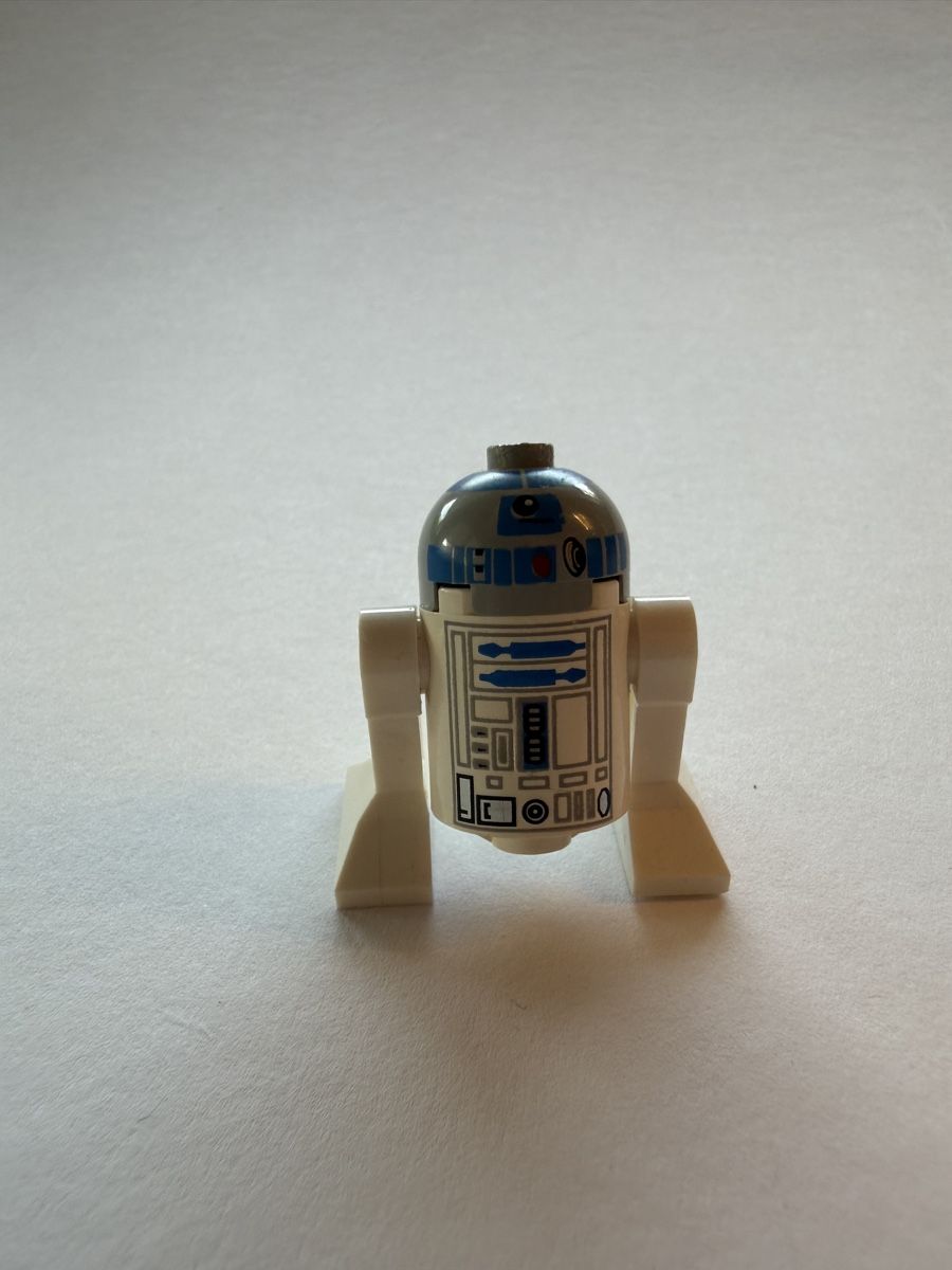 Star Wars Figurines: LEGO Star Wars R2-D2 sw0217 Astromech Droide – Neuf (Voir description) à Beinwil am See par Tobi-Wied