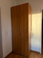 Schöner Büroschrank, Holz, abschliessbar