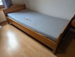 Massivholz Einzelbett, Naturholz