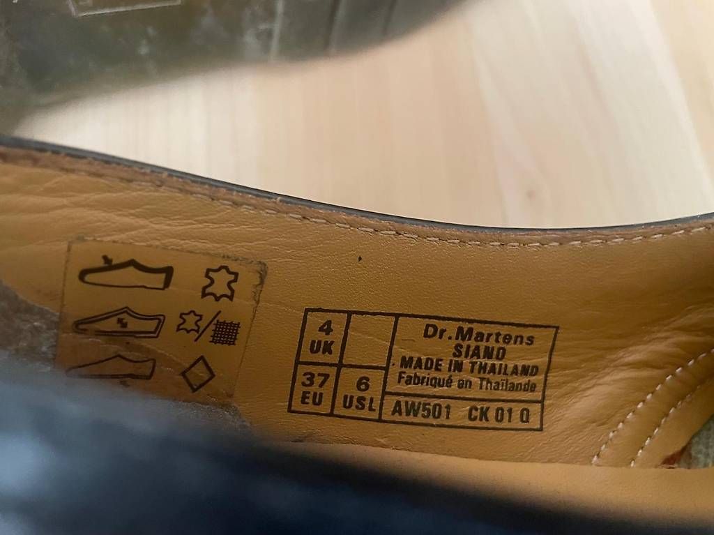 Dr. Martens Scarpe da donna: Dr Martens Halbschuh aus Leder Gr 37 – Usato da Bern venduto da urs_jsz5 2