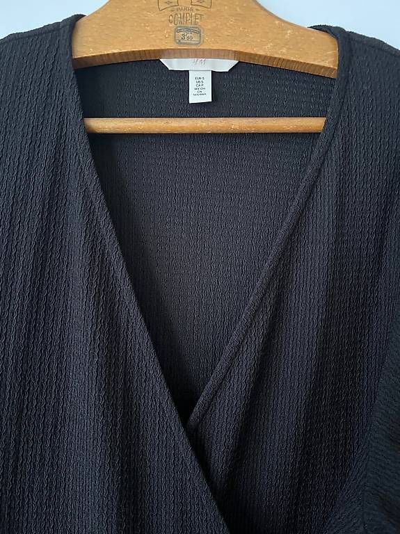 Vestiti: Robe portefeuille noire, taille S – Nuovo e nell'imballaggio originale da Lausanne venduto da sugarplumfairy 2