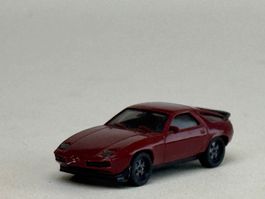 AU- Herpa Porsche 928 weinrot