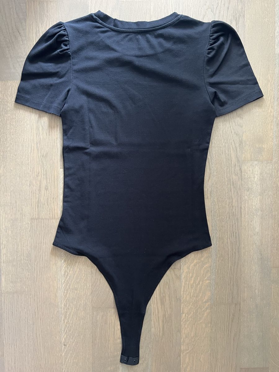 Only T-shirt: Body Only – Usato da Kriens venduto da Luzernerin_K 4
