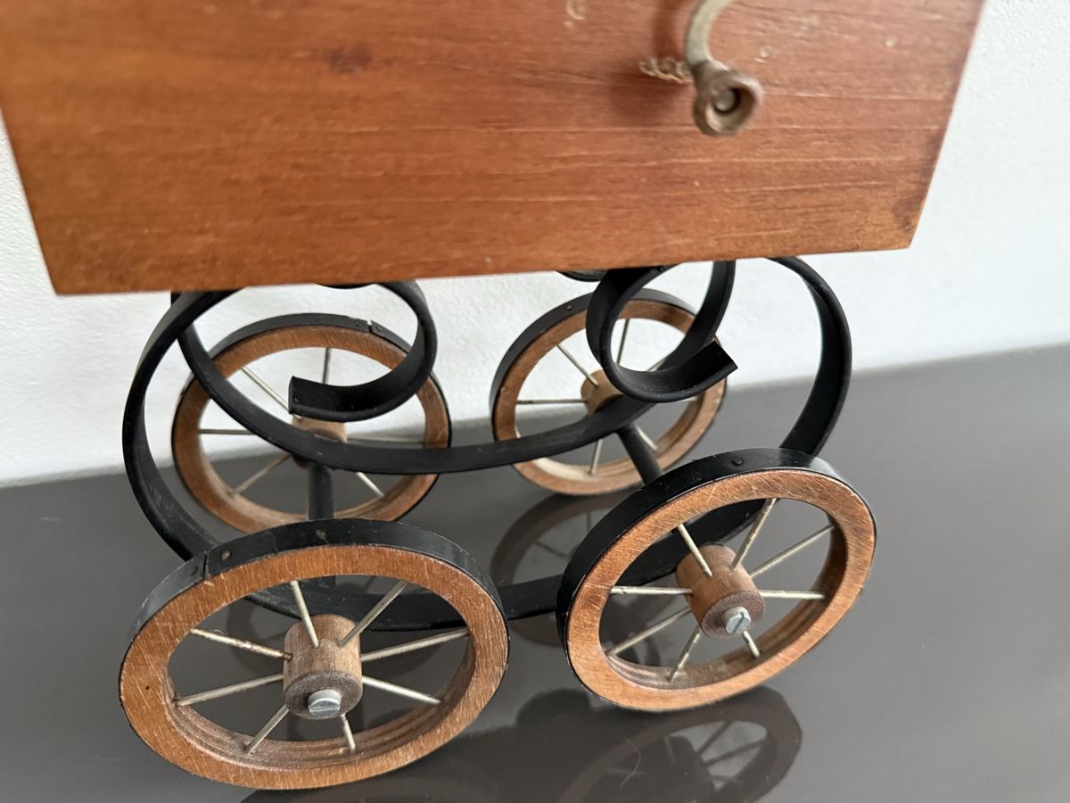 Vintage Strumenti musicali: Kleine Drehorgel  – Usato da Pfeffikon LU venduto da pepino17 5