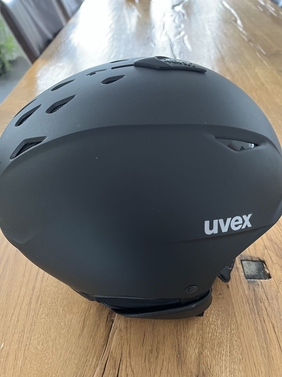 Uvex Casques: Uvex Herrenskihelm – D'occasion à Kallnach par FrtzM