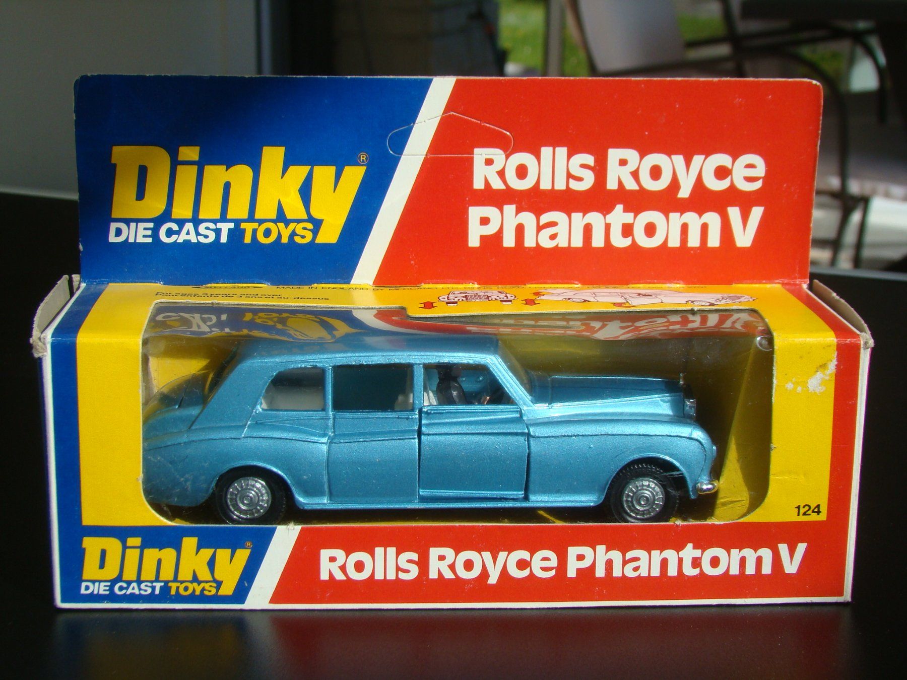 Dinky Toys Modellautos: Dinky Rolls Royce Phantom V hellblau Nr 124 schön selten box – Gebraucht aus Walzenhausen von Vanquish711 9