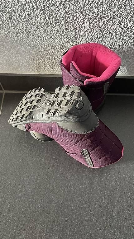 Scarpe per ragazze: Winterstiefel Mädchen Grösse 29 – Usato da Ins venduto da trotamunda 1